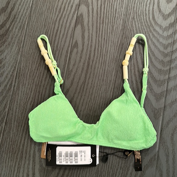 Vix Bikini - Swimsuit- New .Retail $266.00 - Picture 3 of 12